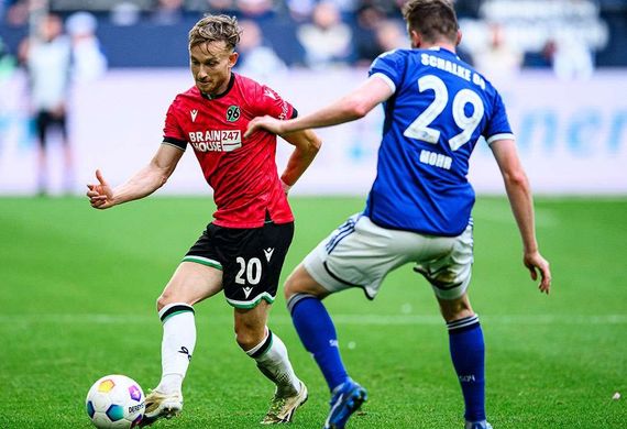 Nhận định soi kèo Hannover vs Schalke lúc 23h30 ngày 17/10/2025