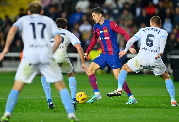Nhận định soi kèo Barcelona vs Girona lúc 21h15 ngày 18/10/2025